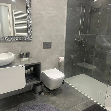 Agrelabeach アパート *